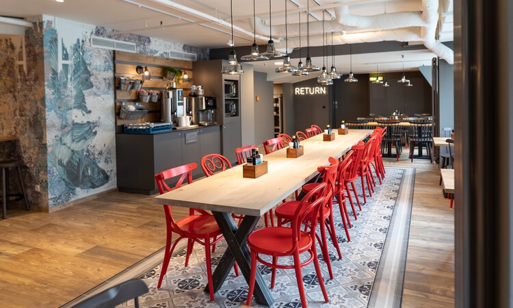 New cafeteria at Estrel Berlin