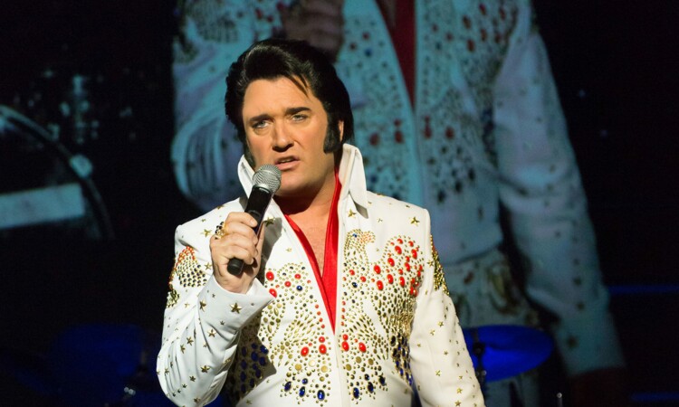 Grahame Patrick as Elvis Presley from "Elvis - The Musical" at Estrel Berlin