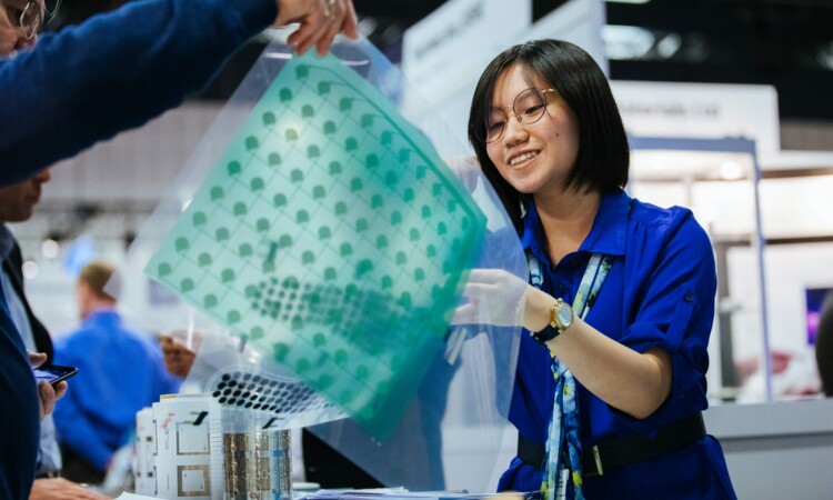 product presentation at the exhibition stand