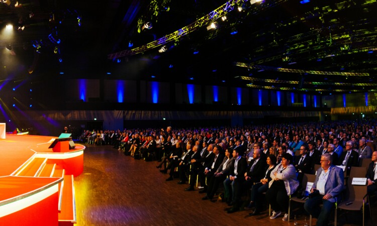 Award Ceremony "Golden Triangle" with audience in Convention Hall II