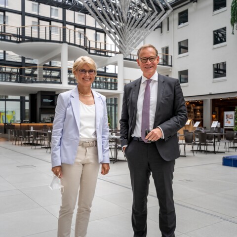 Eröffnungsveranstaltung Auditorium im August 2021 mit Ute Jacobs und Michael Müller