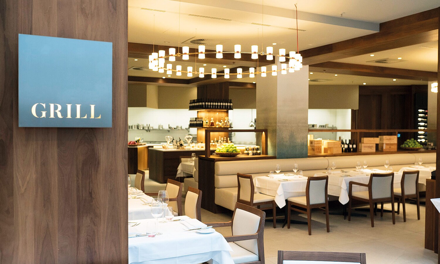 Entrance area restaurant Grill