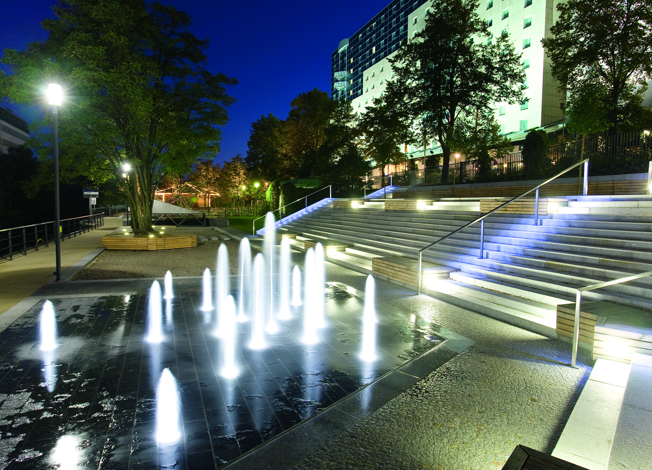 Treppenanlage und Springbrunnen am Waterfront